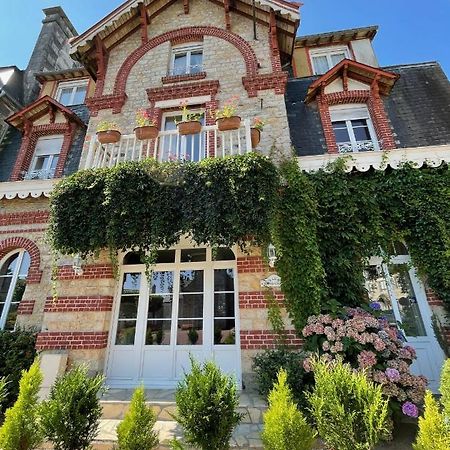 Le Grand Chalet Bagnoles de l'Orne Normandie Exterior photo